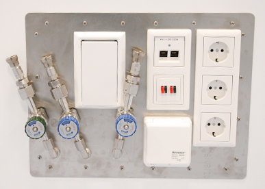 Cleanroom panel valves
